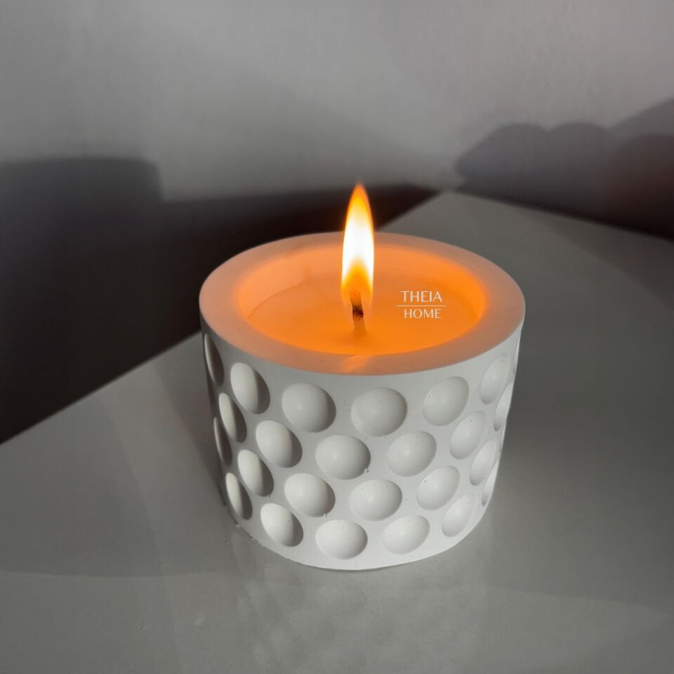 Modern Beton Saksıda Vanilya Esanslı  Soya Mum