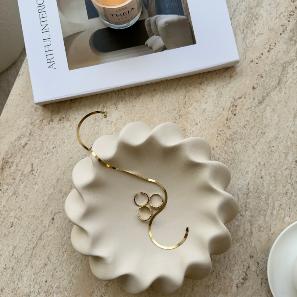 Seramik Sarmaşık Model Bej Renk Dekoratif Obje