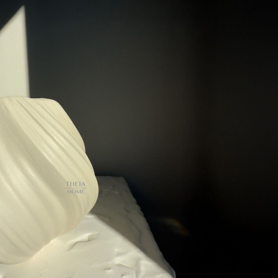 Seramik Burgulu Bej Renk Vazo