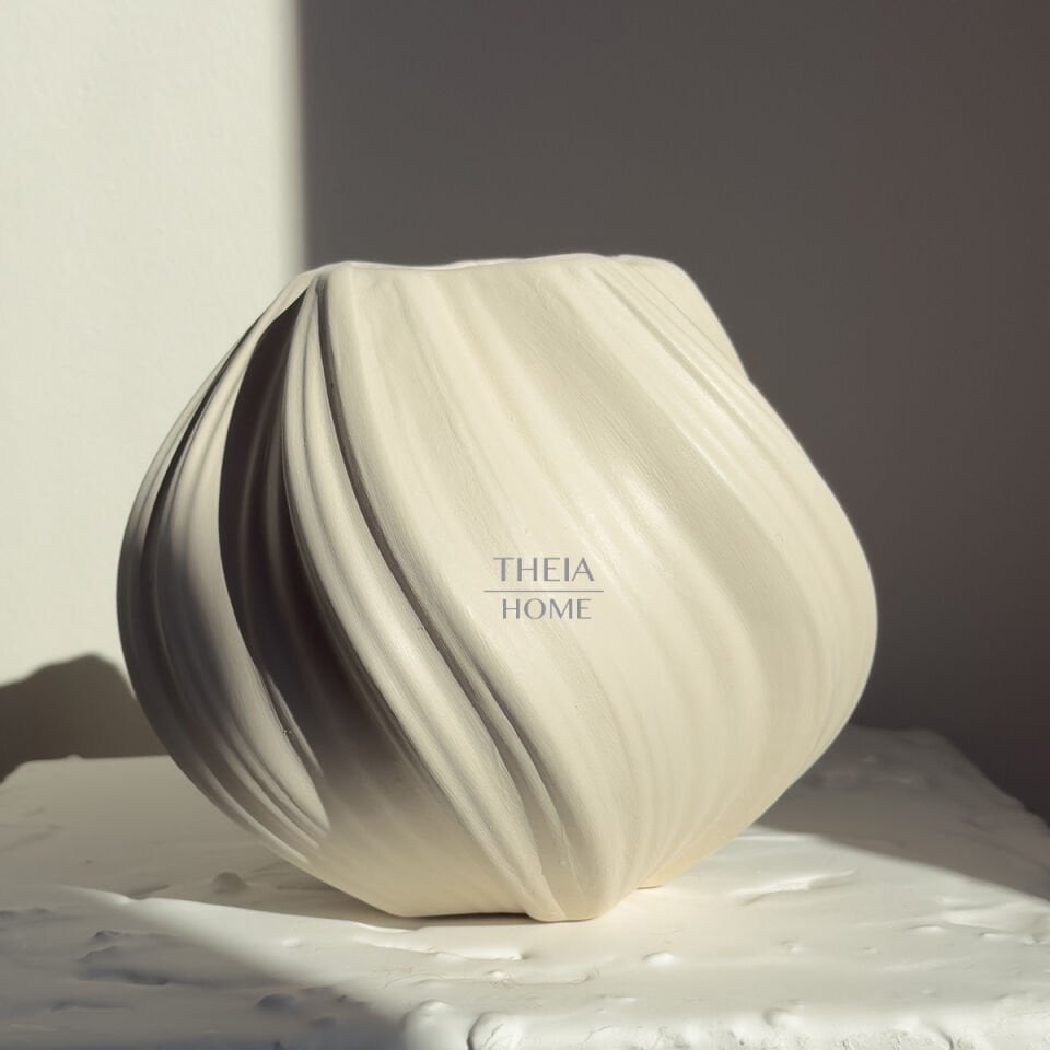 Seramik Burgulu Bej Renk Vazo