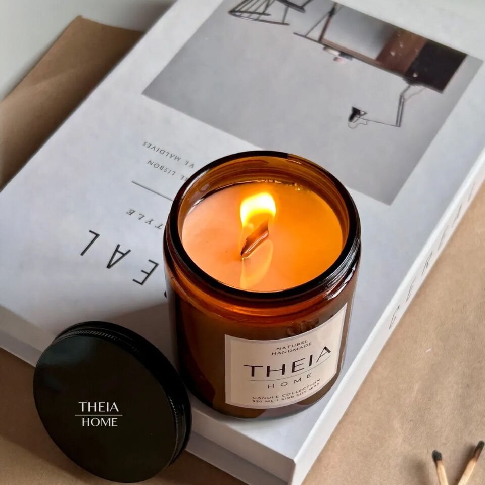 Amber Kapaklı Cam Kavanozda Ahşap Fitilli Vegan Soya Mum