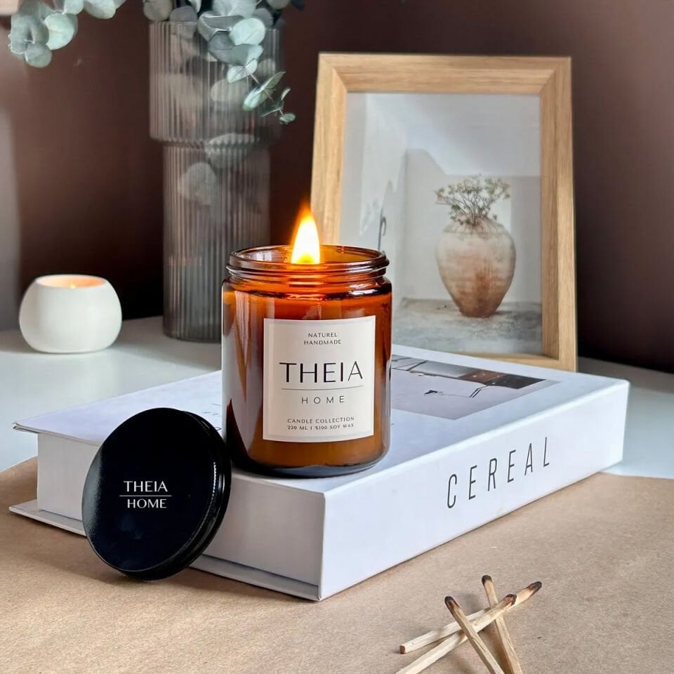 Amber Kapaklı Cam Kavanozda Ahşap Fitilli Vegan Soya Mum