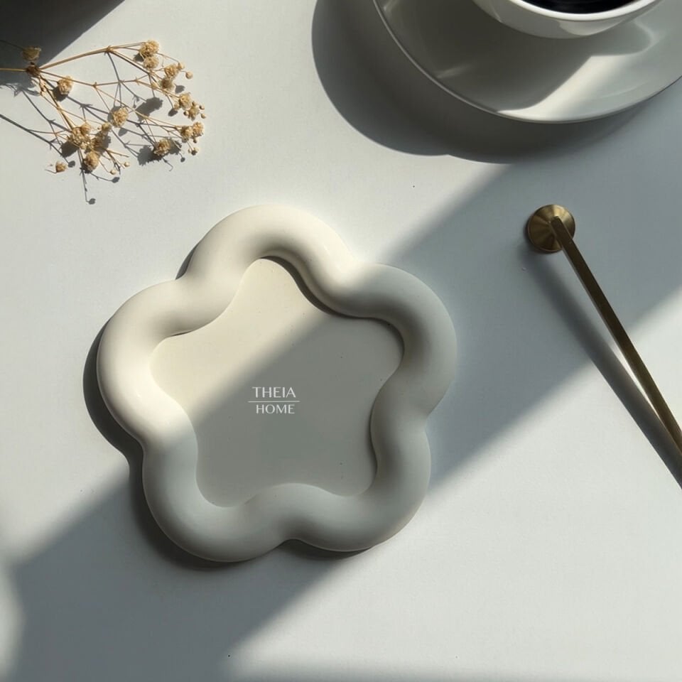 Çiçek Model Dekoratif Tabak