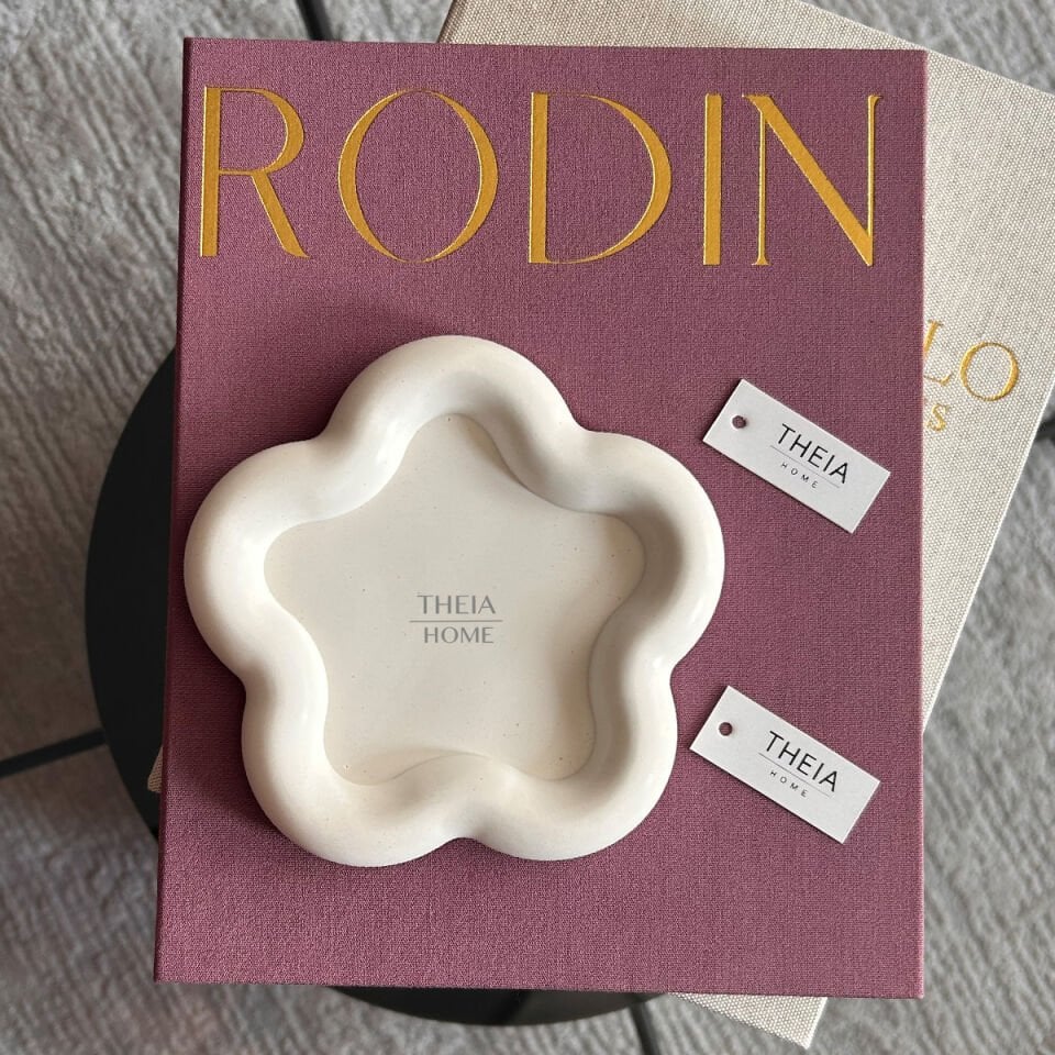 Çiçek Model Dekoratif Tabak