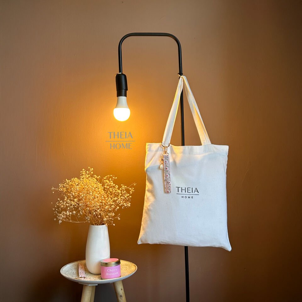 Pembe Çiçek Desenli Anahtarlık ve Çanta Aksesuarı