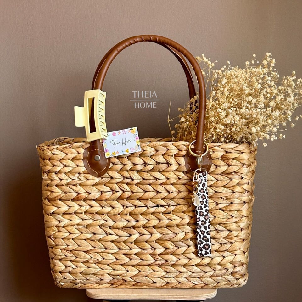 Leopar Desenli Modern Anahtarlık ve Çanta Aksesuarı