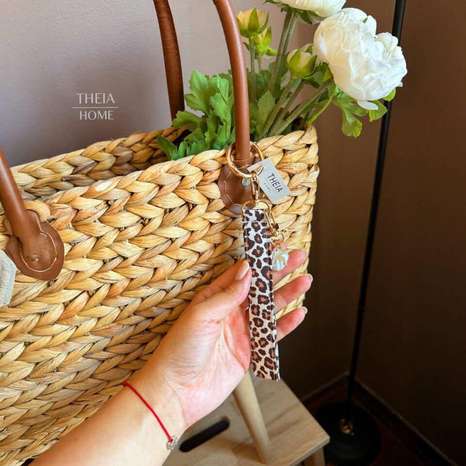 Leopar Desenli Modern Anahtarlık ve Çanta Aksesuarı